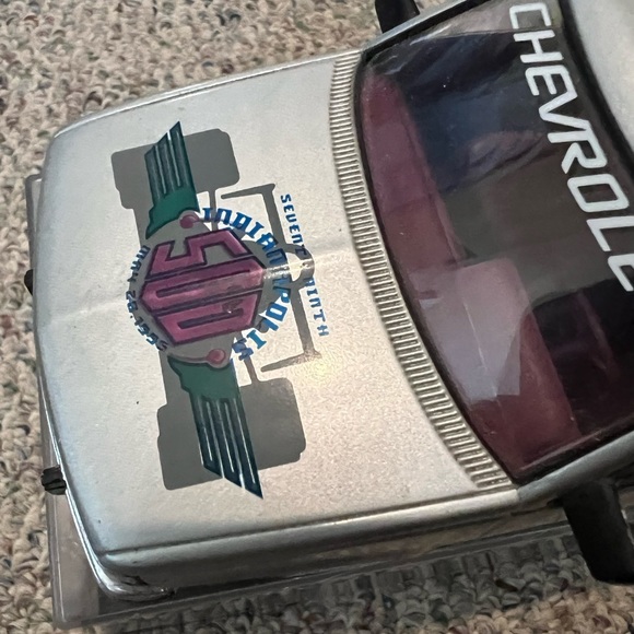 Brookfield Collectors Guild 1994 Suburban Die Cast Car - Picture 8 of 10